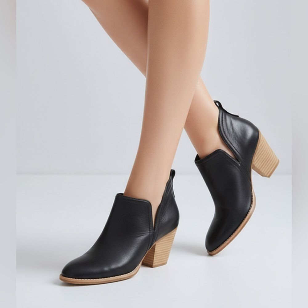 JEFFREY CAMPBELL black leather block heel slip on ankle boots booties size 9.5